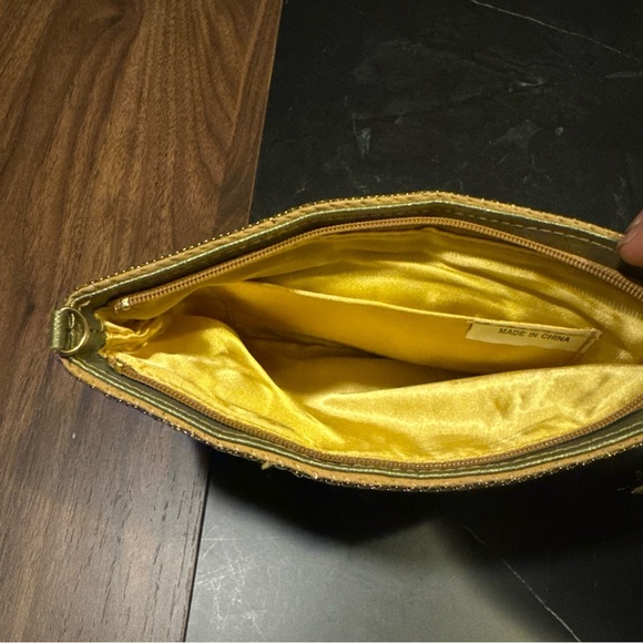 Shimmering Gold Mesh Wristlet - Picture 4 of 5